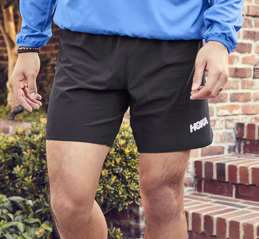 Hoka One One Shorts Herre - Performance - Sort - 549186TYR